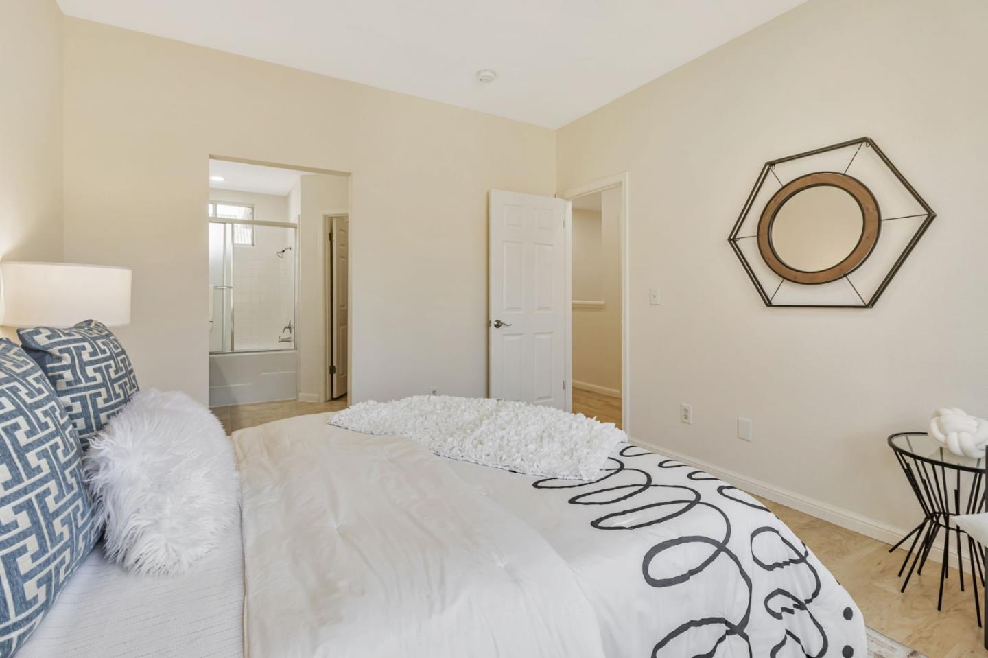 3642 Jasmine Circle