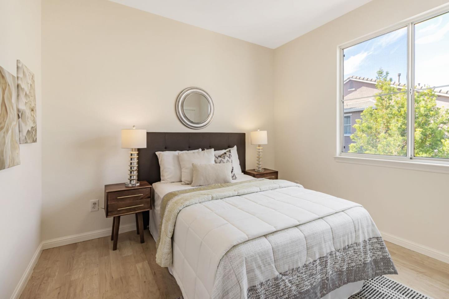 3642 Jasmine Circle