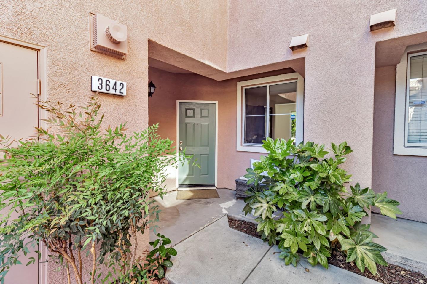 3642 Jasmine Circle
