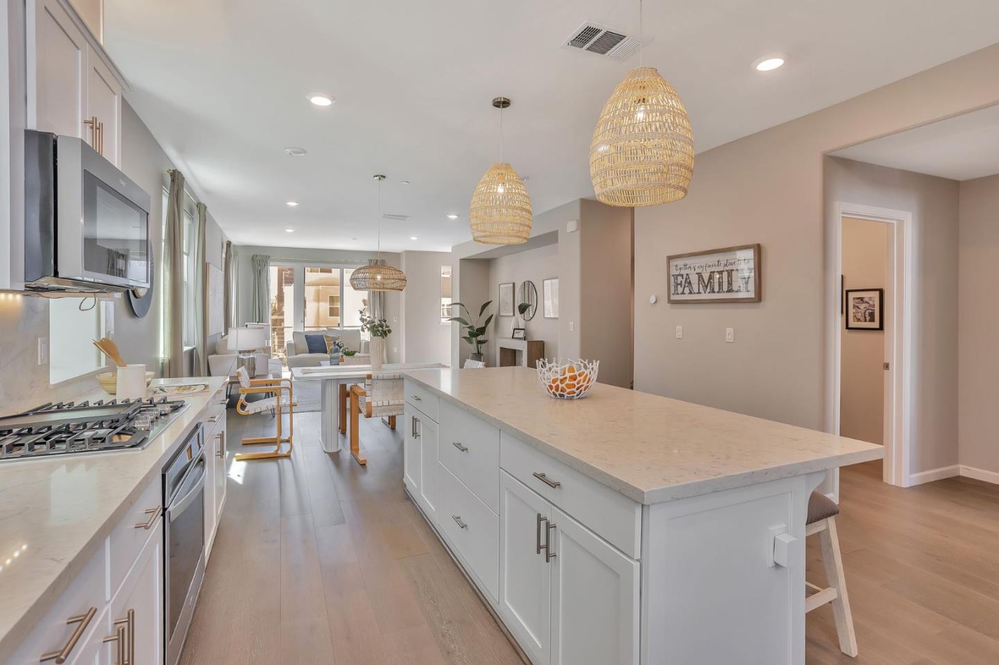 298 Agustin Narvaez Street 6