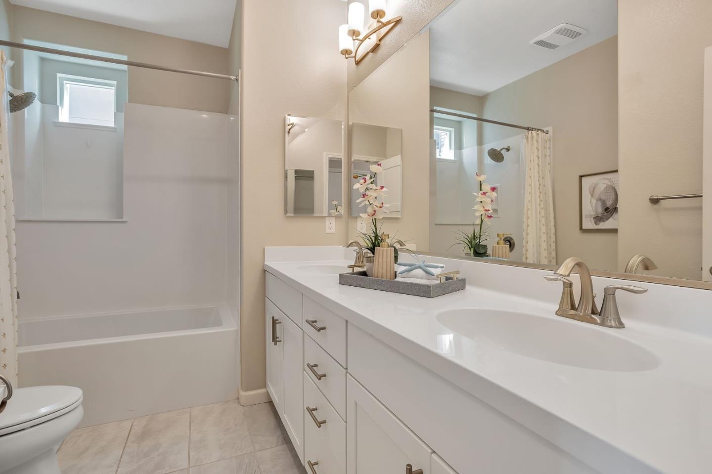 298 Agustin Narvaez Street 6