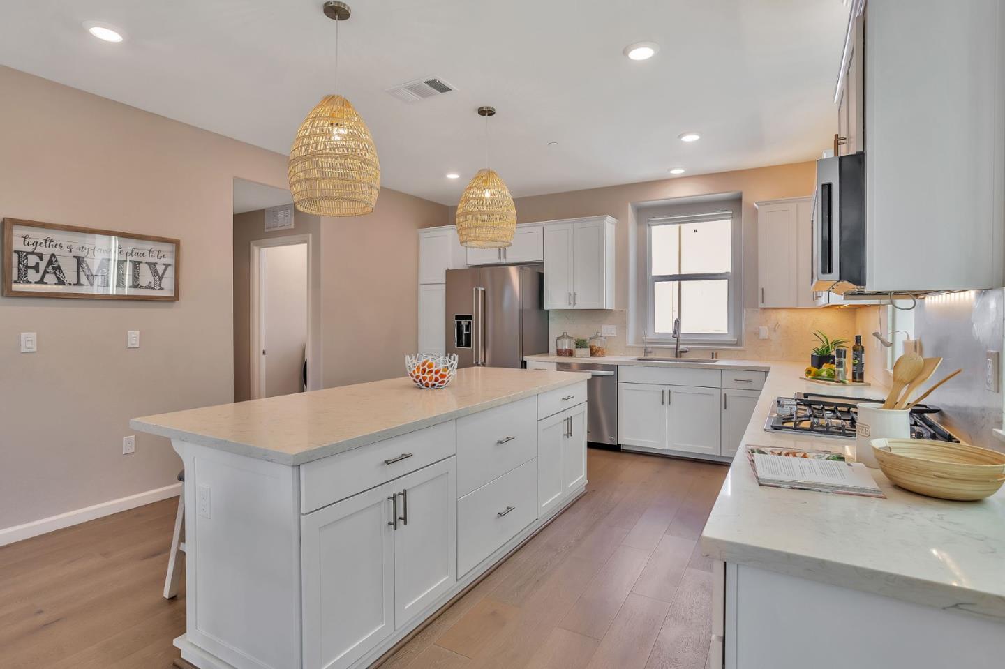 298 Agustin Narvaez Street 6