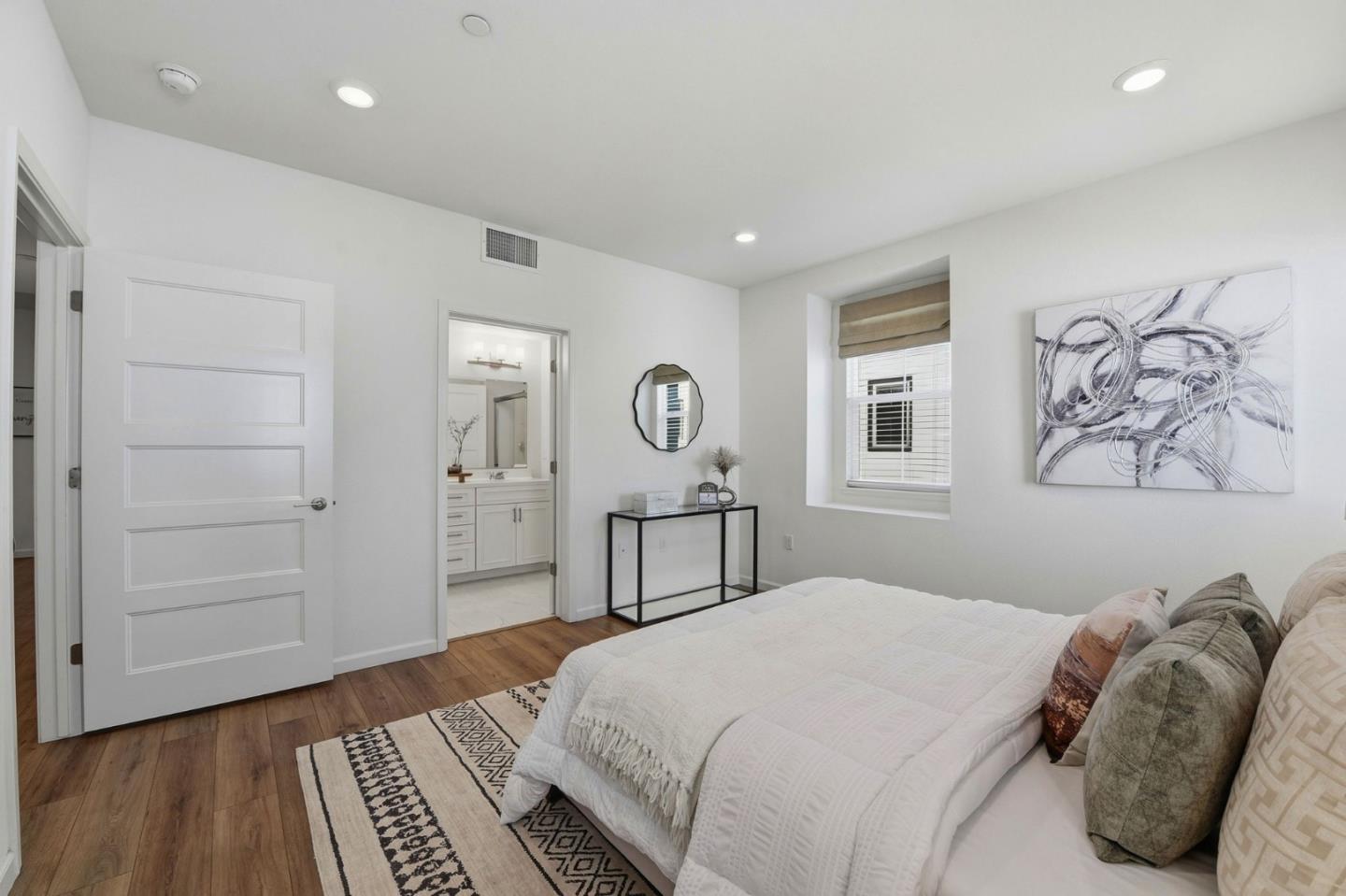 3078 Empoli Lane 5