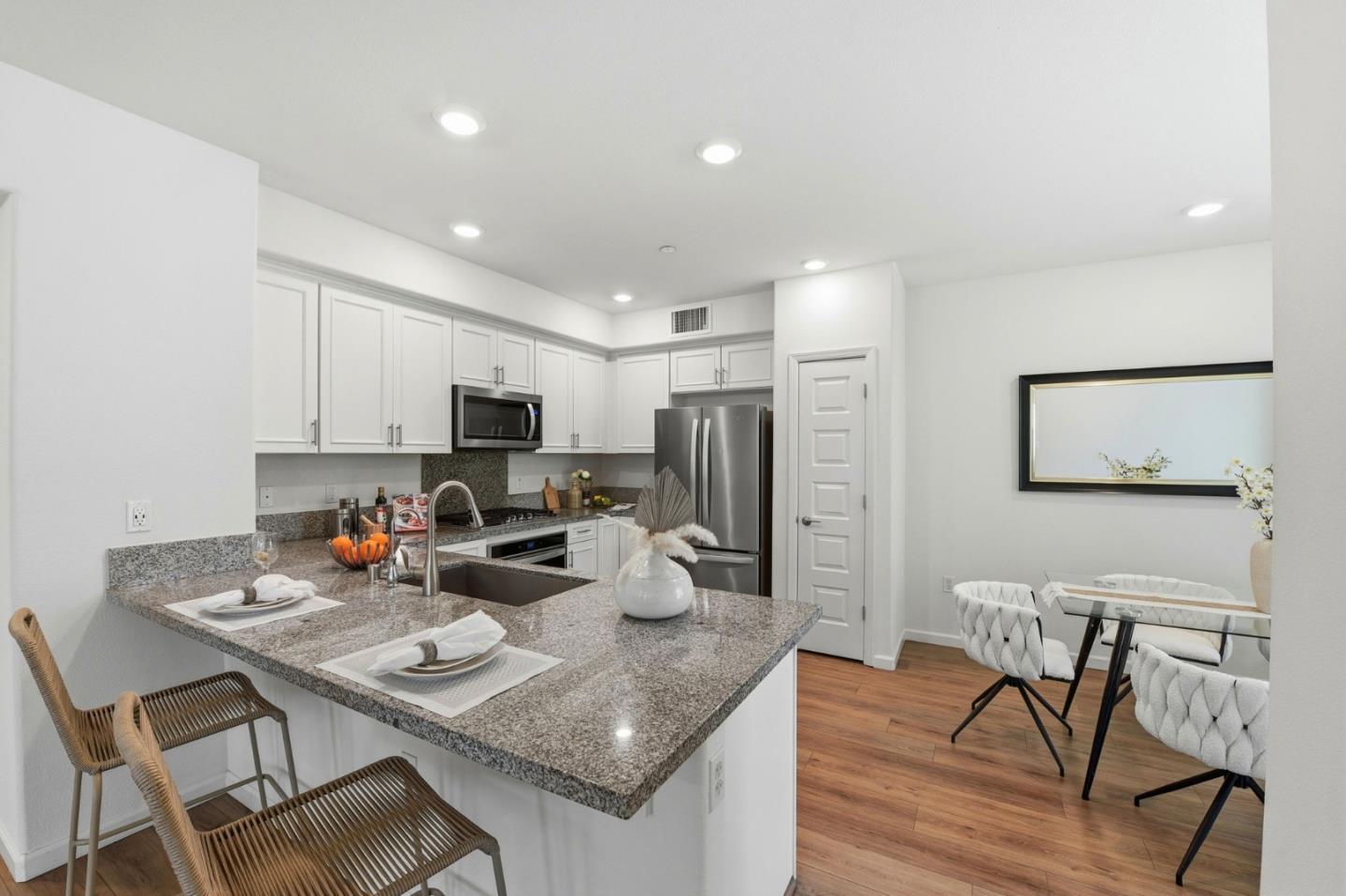 3078 Empoli Lane 5