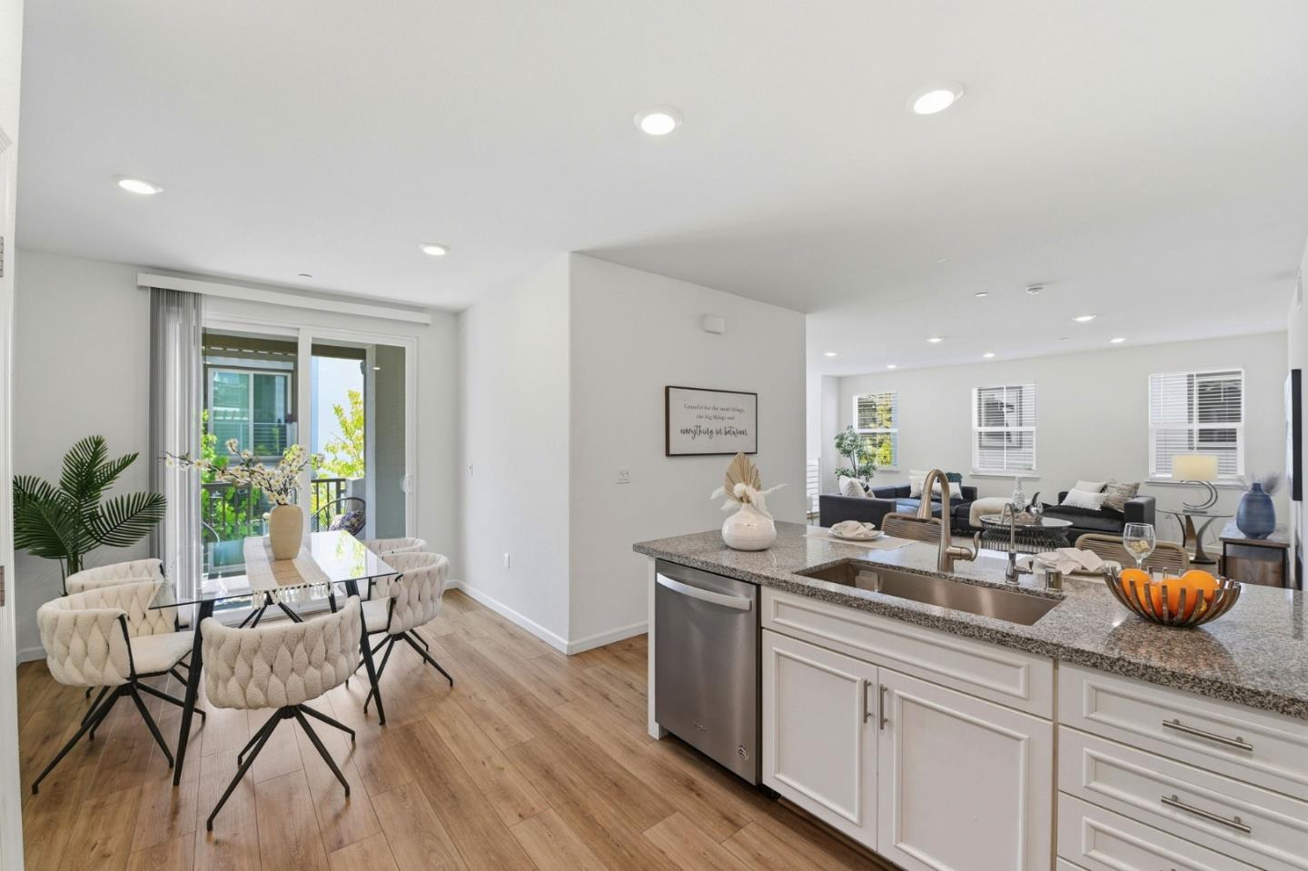 3078 Empoli Lane 5