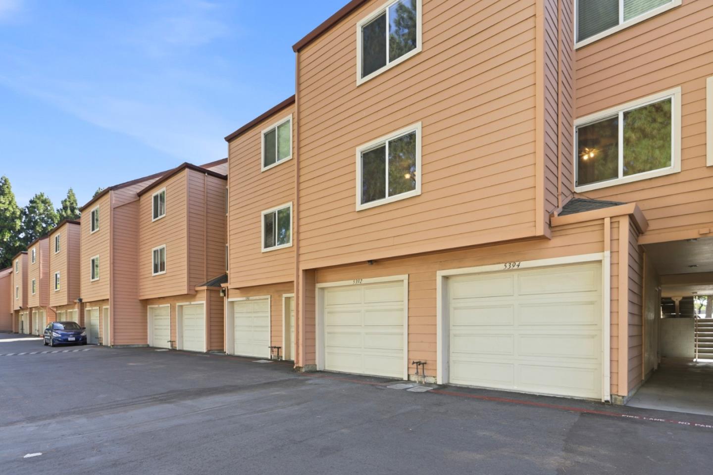 5392 Borneo CIR