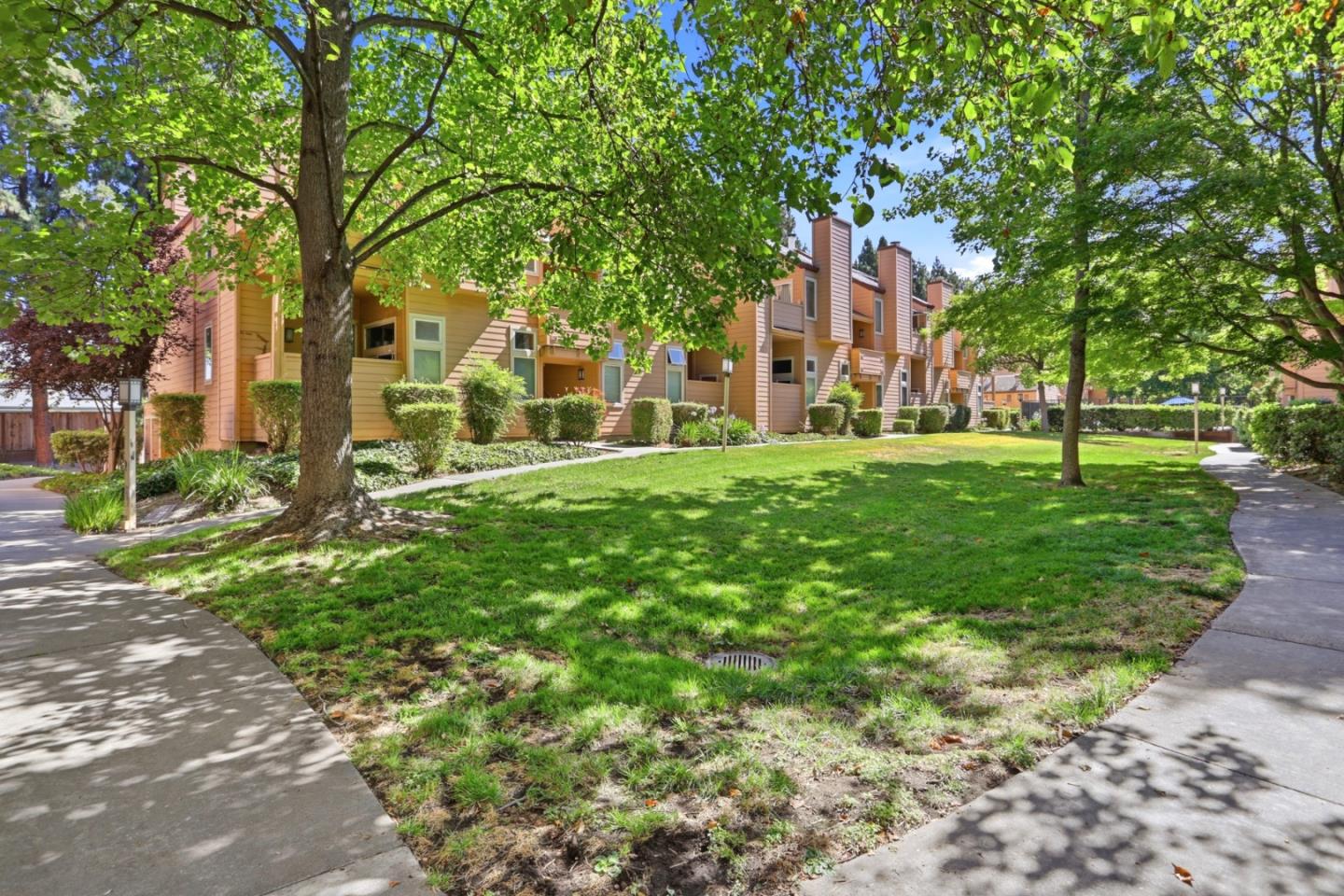 5392 Borneo CIR