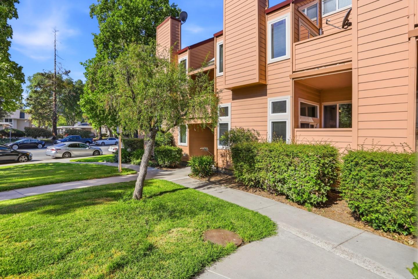 5392 Borneo CIR