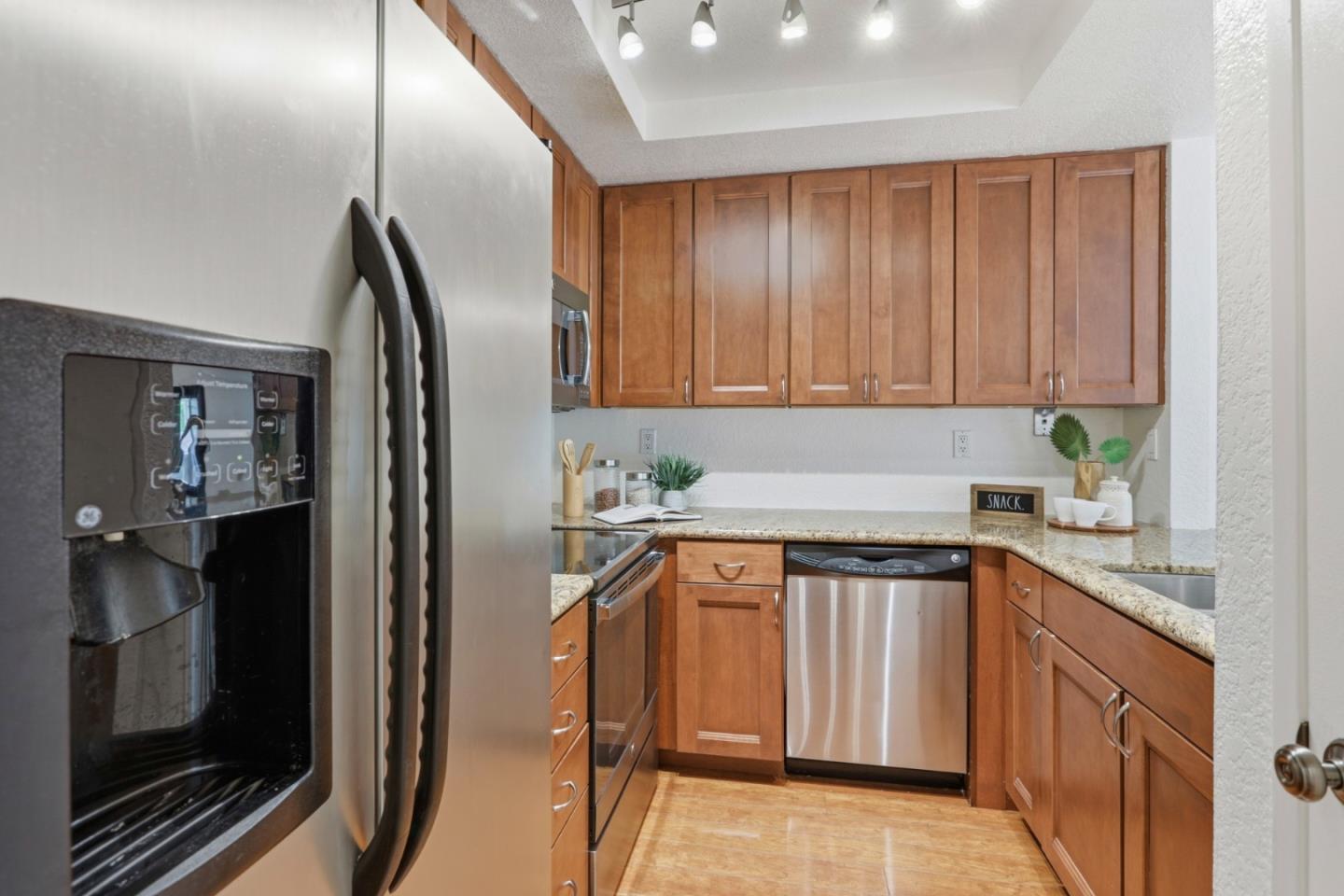 5392 Borneo CIR