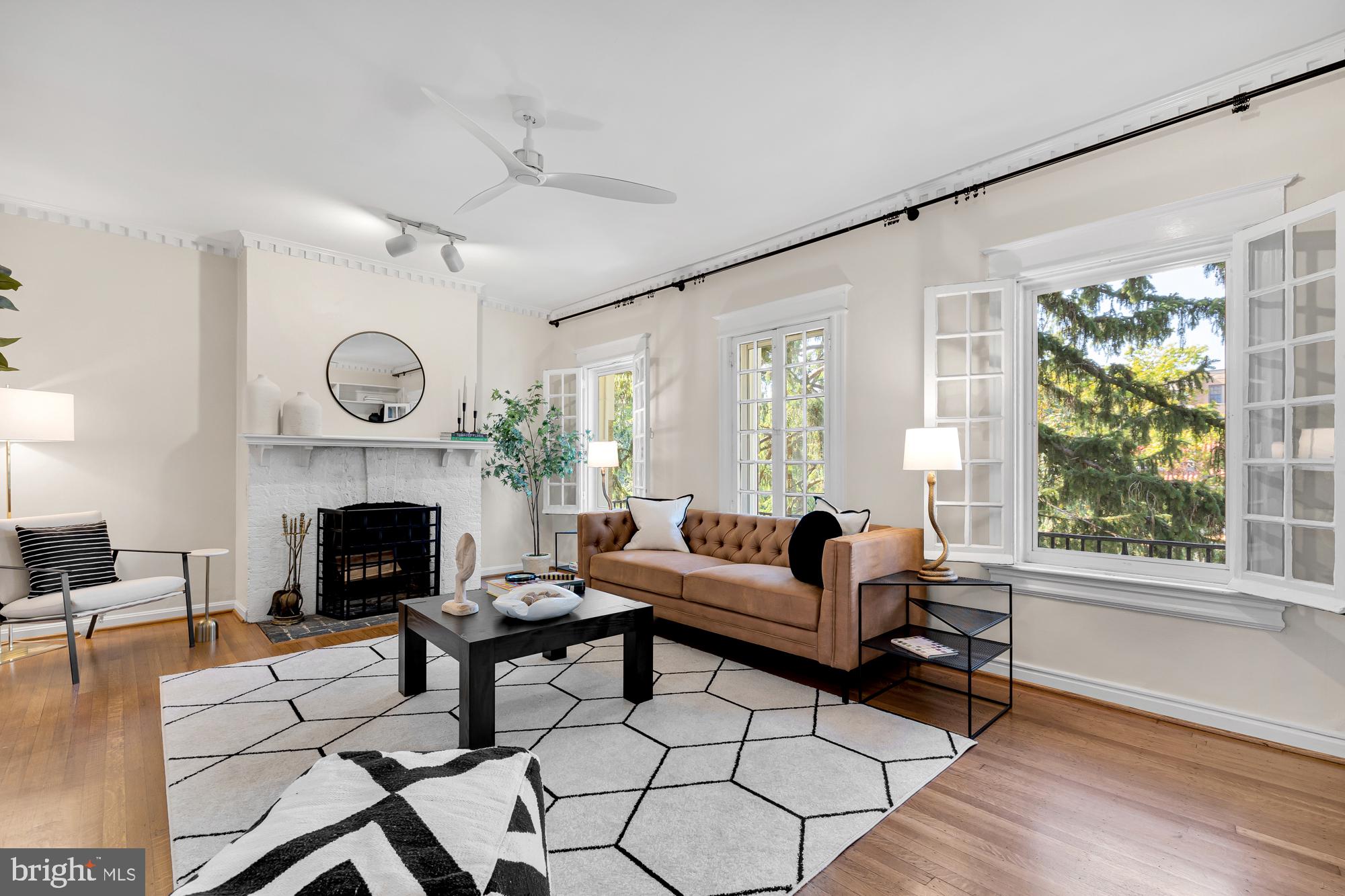2339 Ashmead PLACE NW Unit: 4
