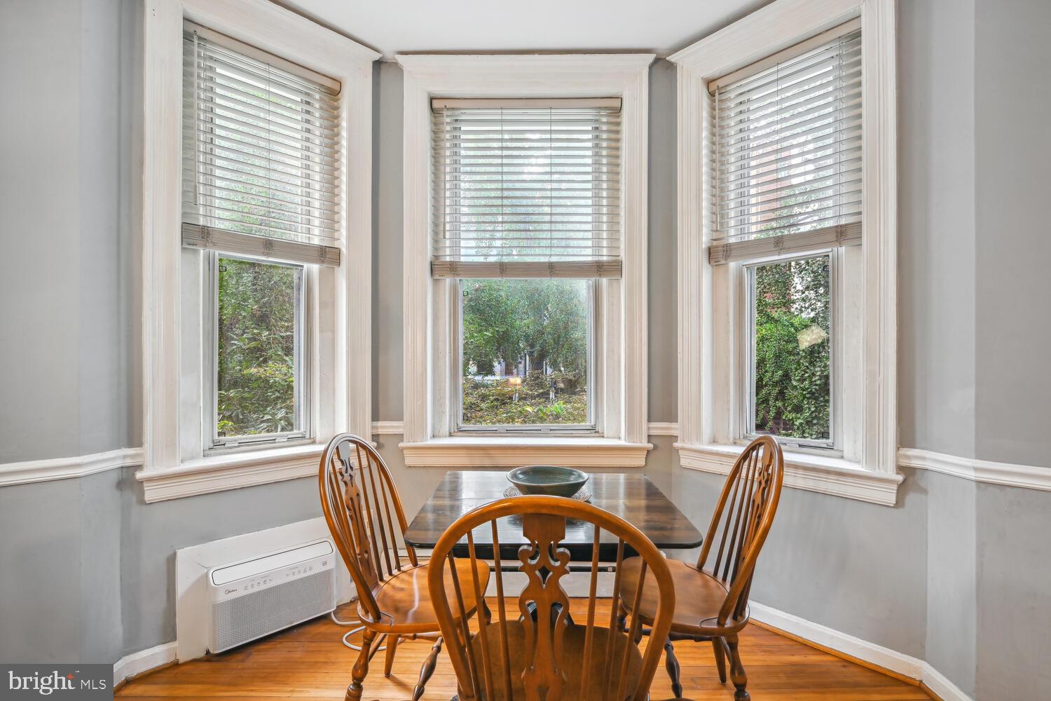 1831 Belmont ROAD NW Unit: 201