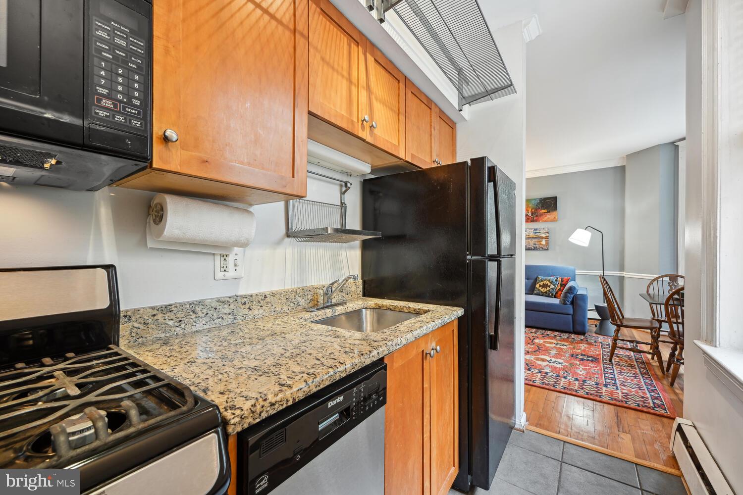 1831 Belmont ROAD NW Unit: 201
