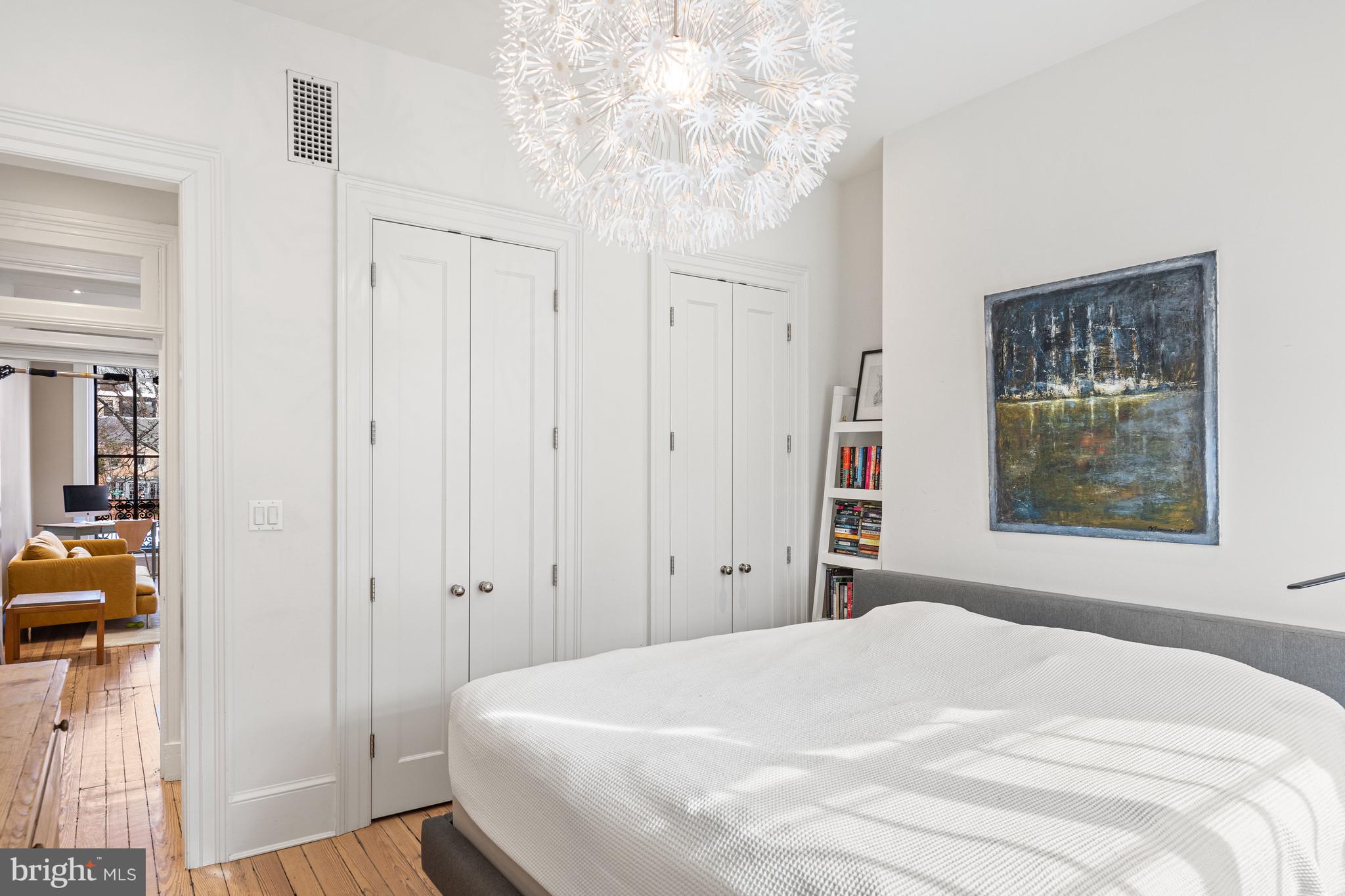 3040 P St NW