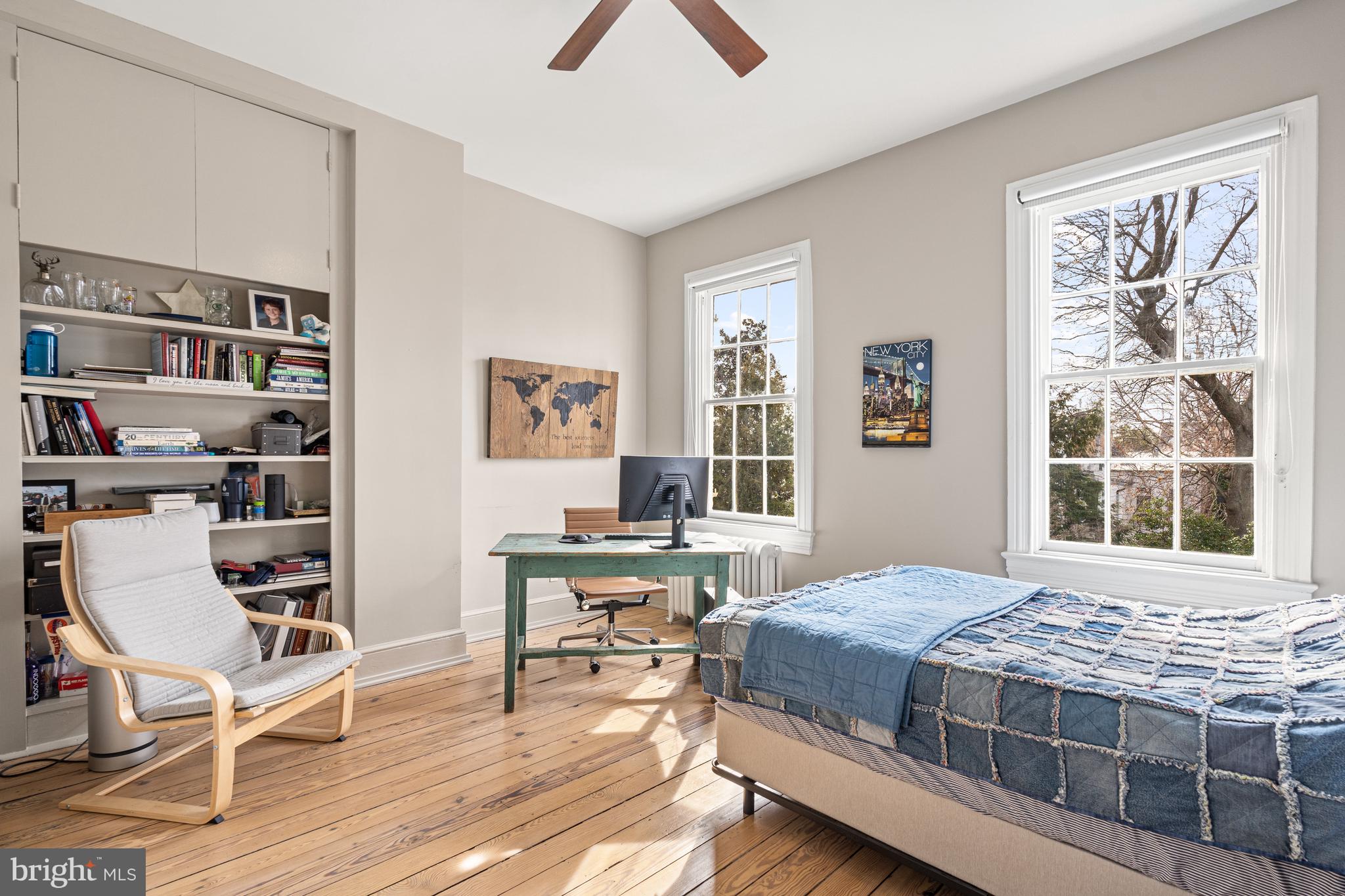 3040 P St NW