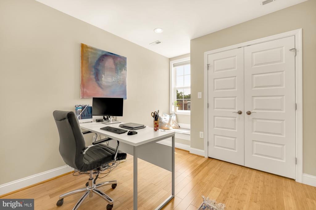 516 Shepherd St NW #2