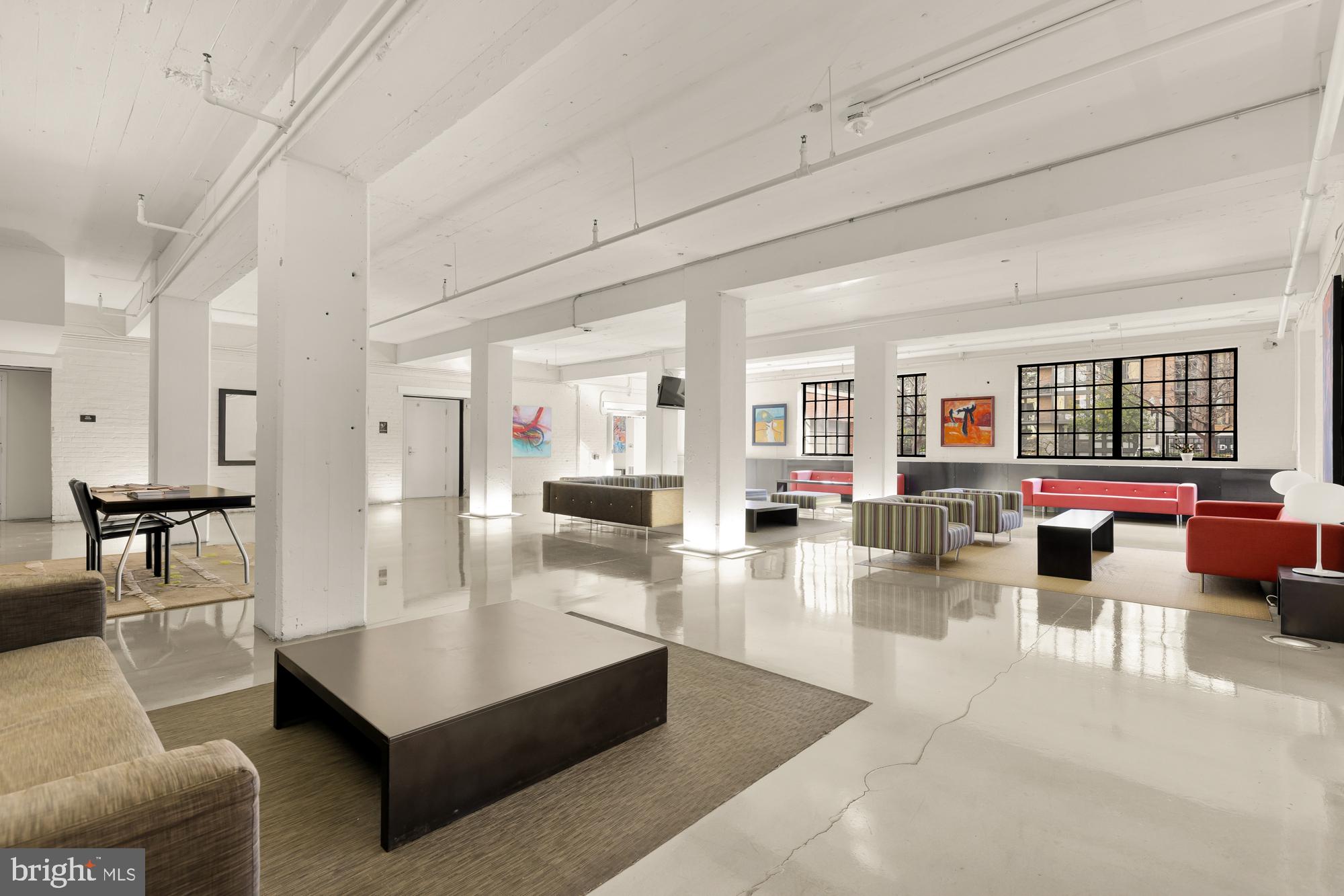 437 New York Ave NW #906