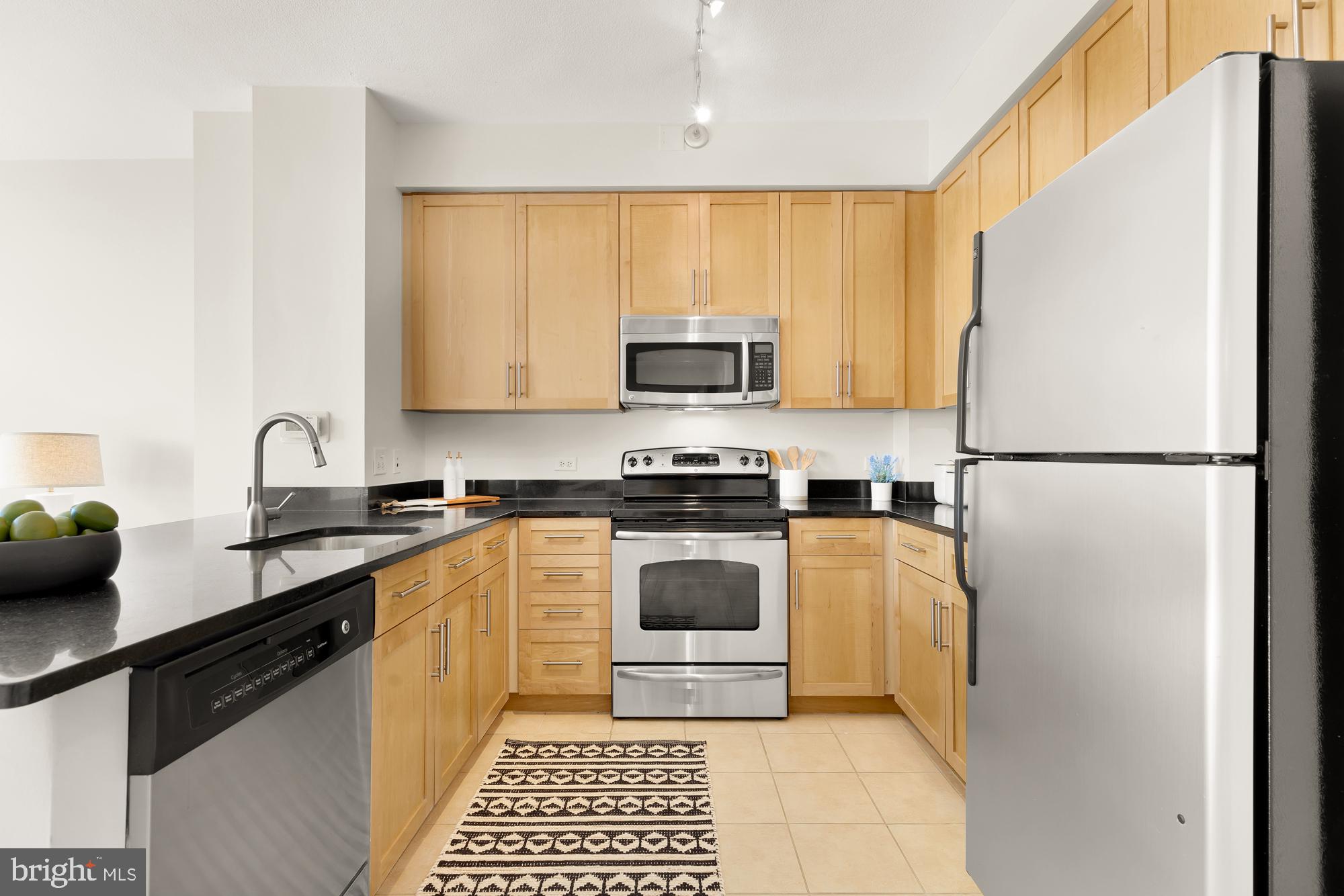 437 New York Ave NW #906