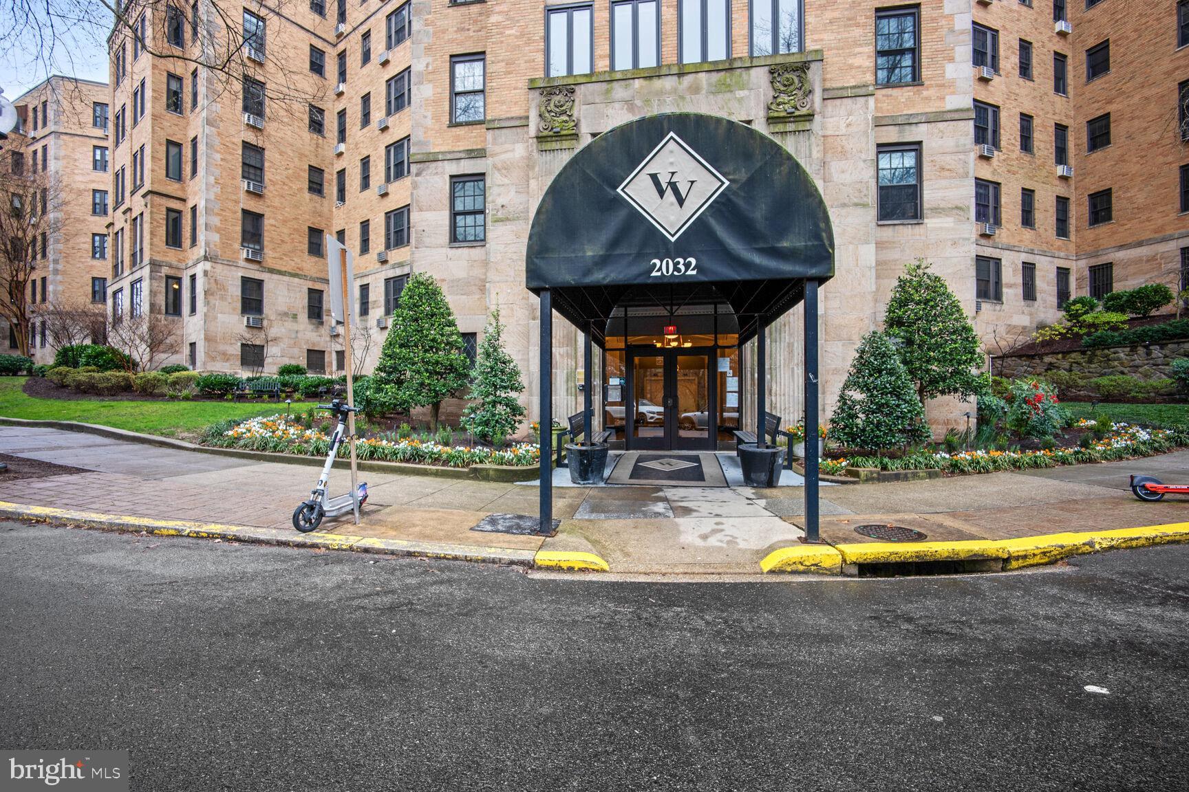 2032-2040 Belmont Rd NW #510