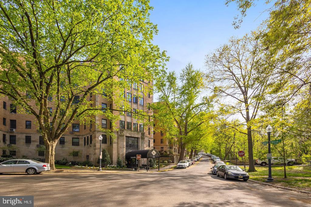 2032-2040 Belmont Rd NW #510