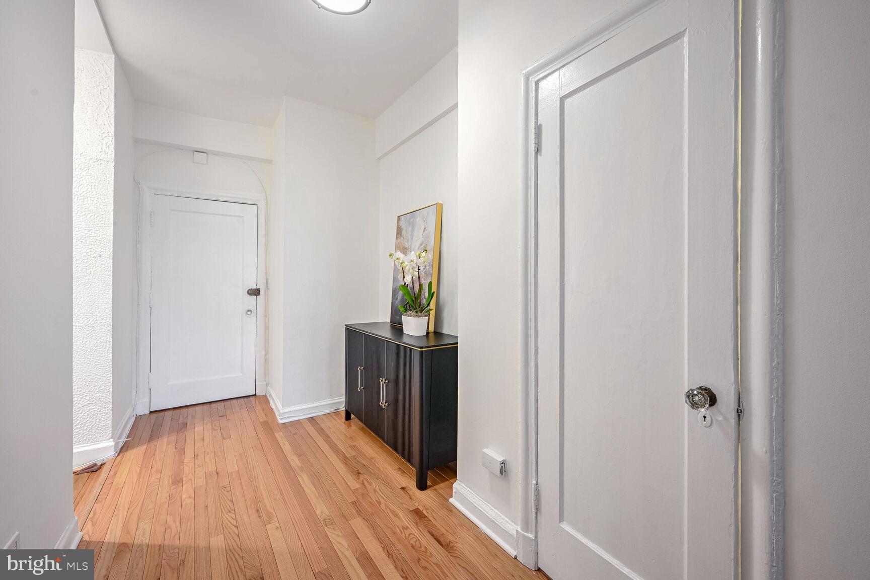 2032-2040 Belmont Rd NW #510