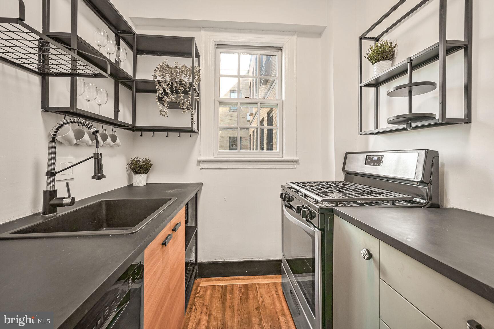 2032-2040 Belmont Rd NW #510