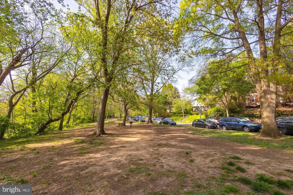 2032-2040 Belmont Rd NW #510
