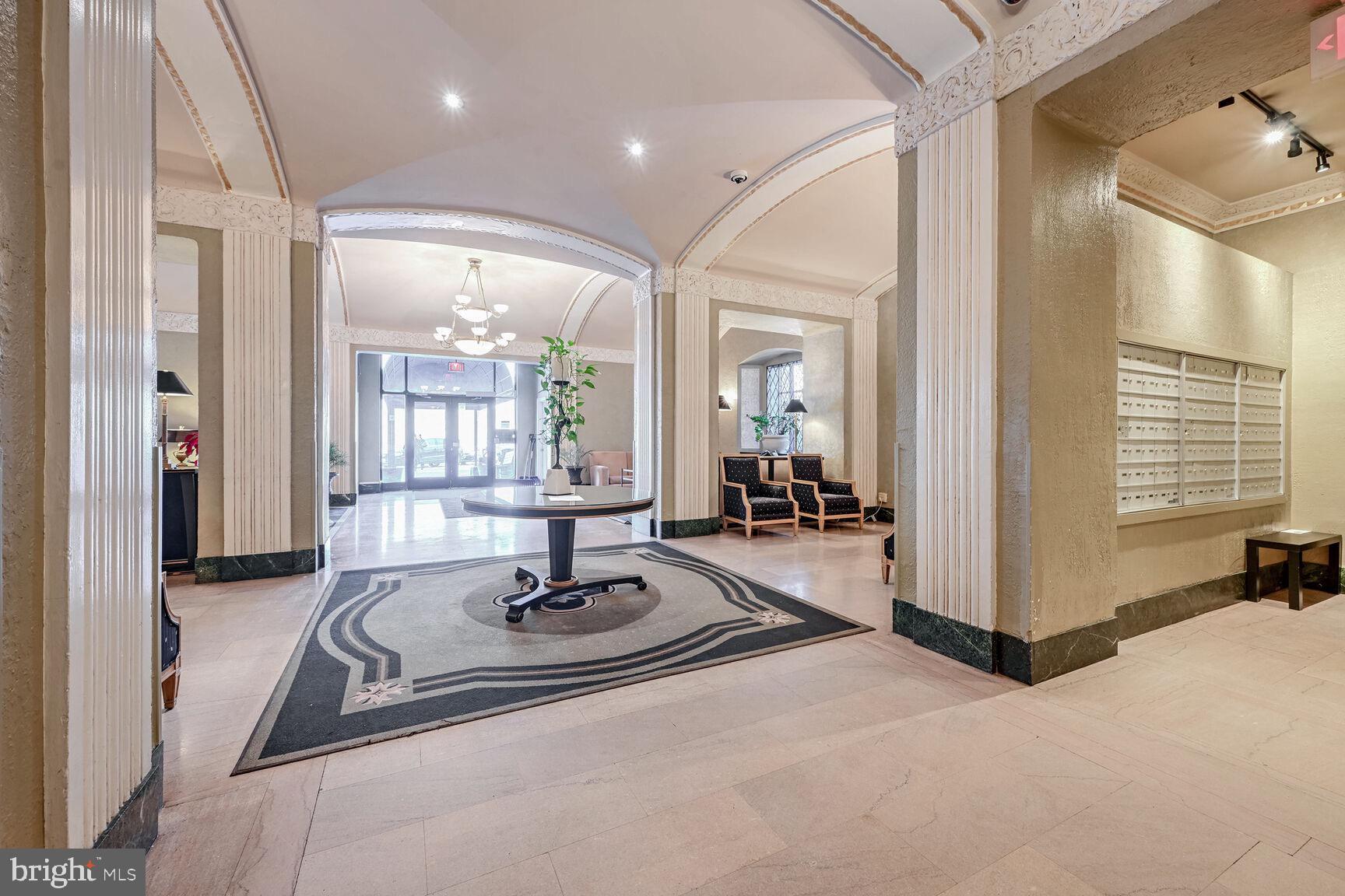 2032-2040 Belmont Rd NW #510