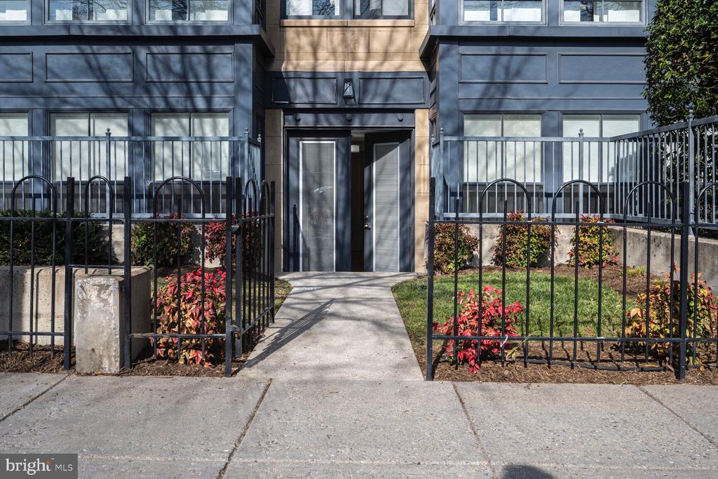 1210 R St NW #10