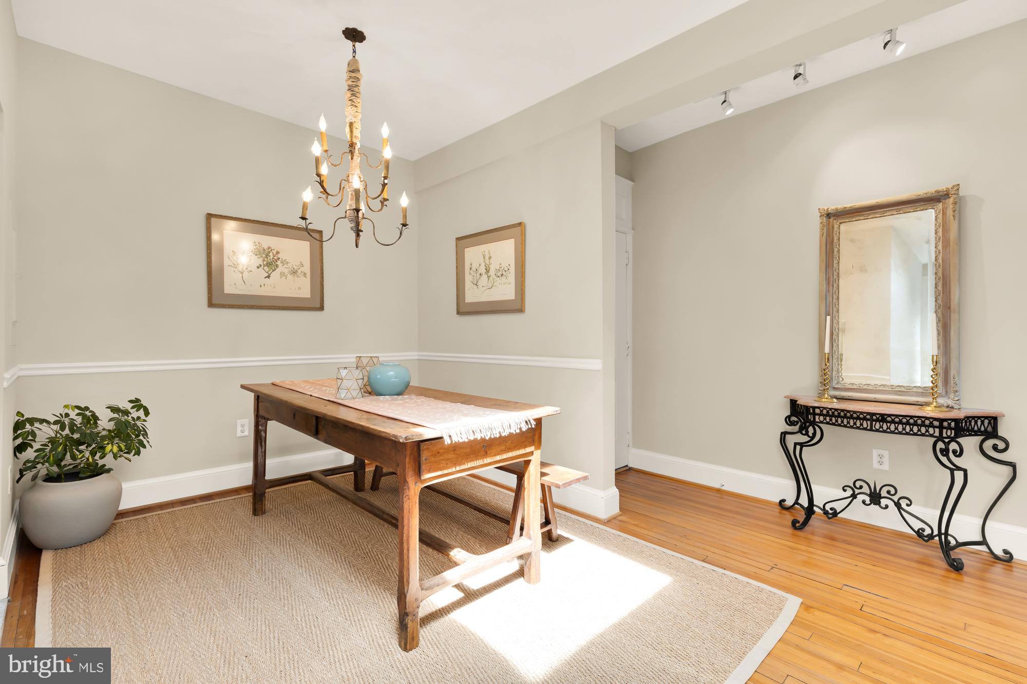 1824 S St NW #403