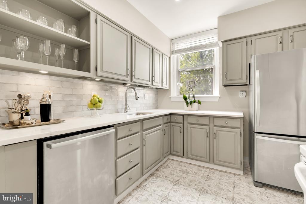 1824 S St NW #403