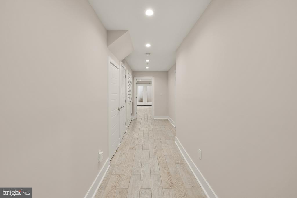 614 I ST NE #2