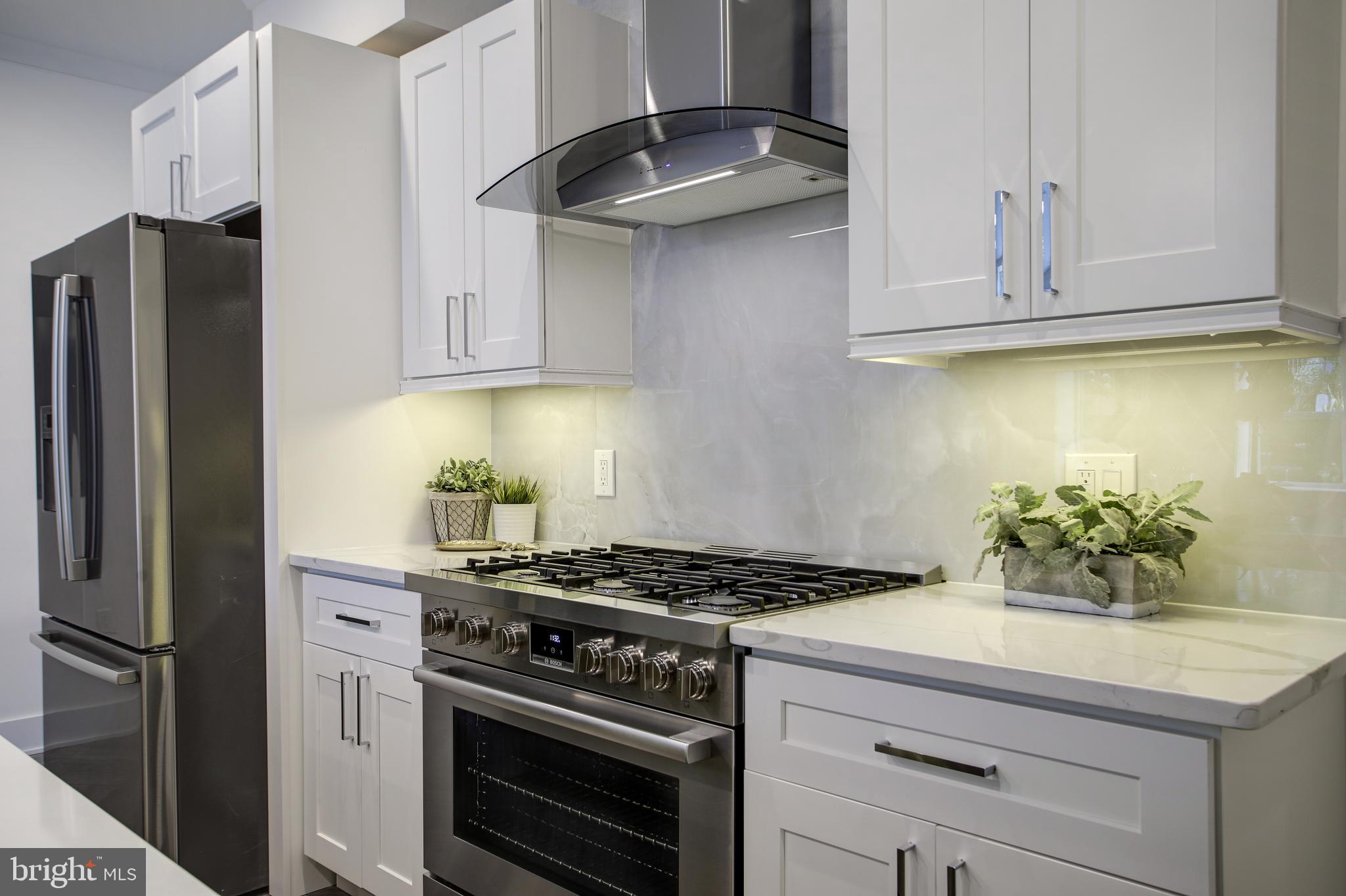 2429 ONTARIO RD NW #1