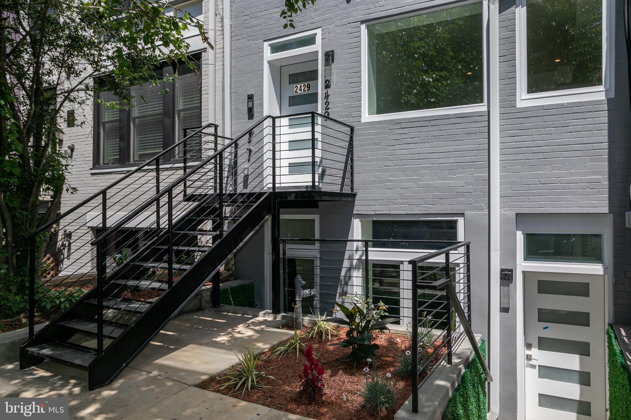 2429 ONTARIO RD NW #1