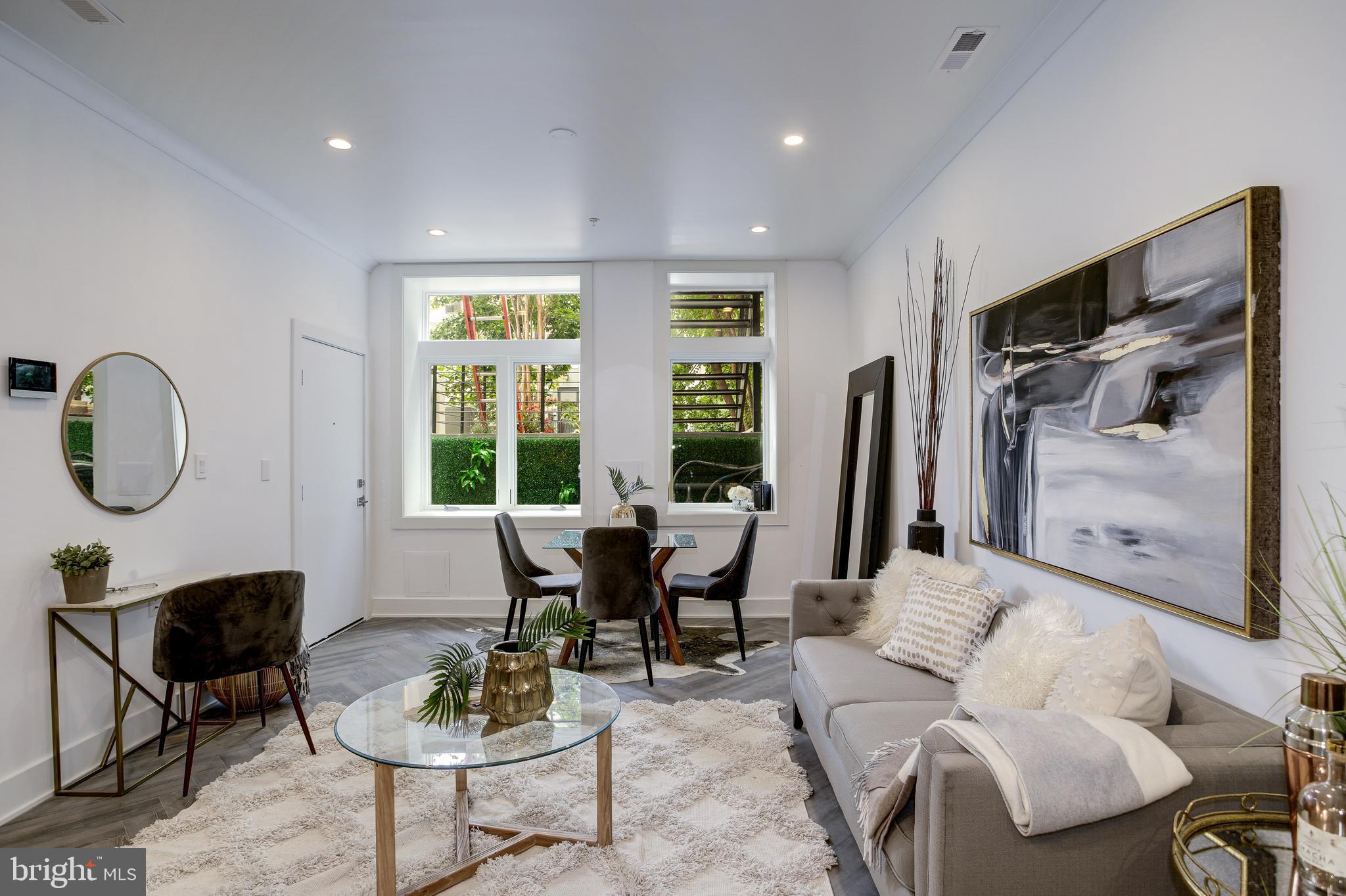 2429 ONTARIO RD NW #1