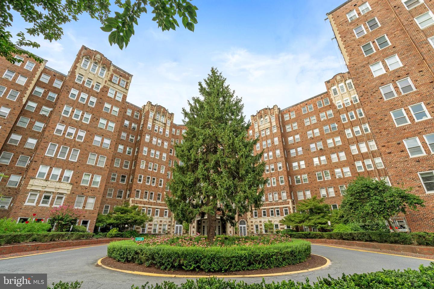 3601 Connecticut Ave NW #105