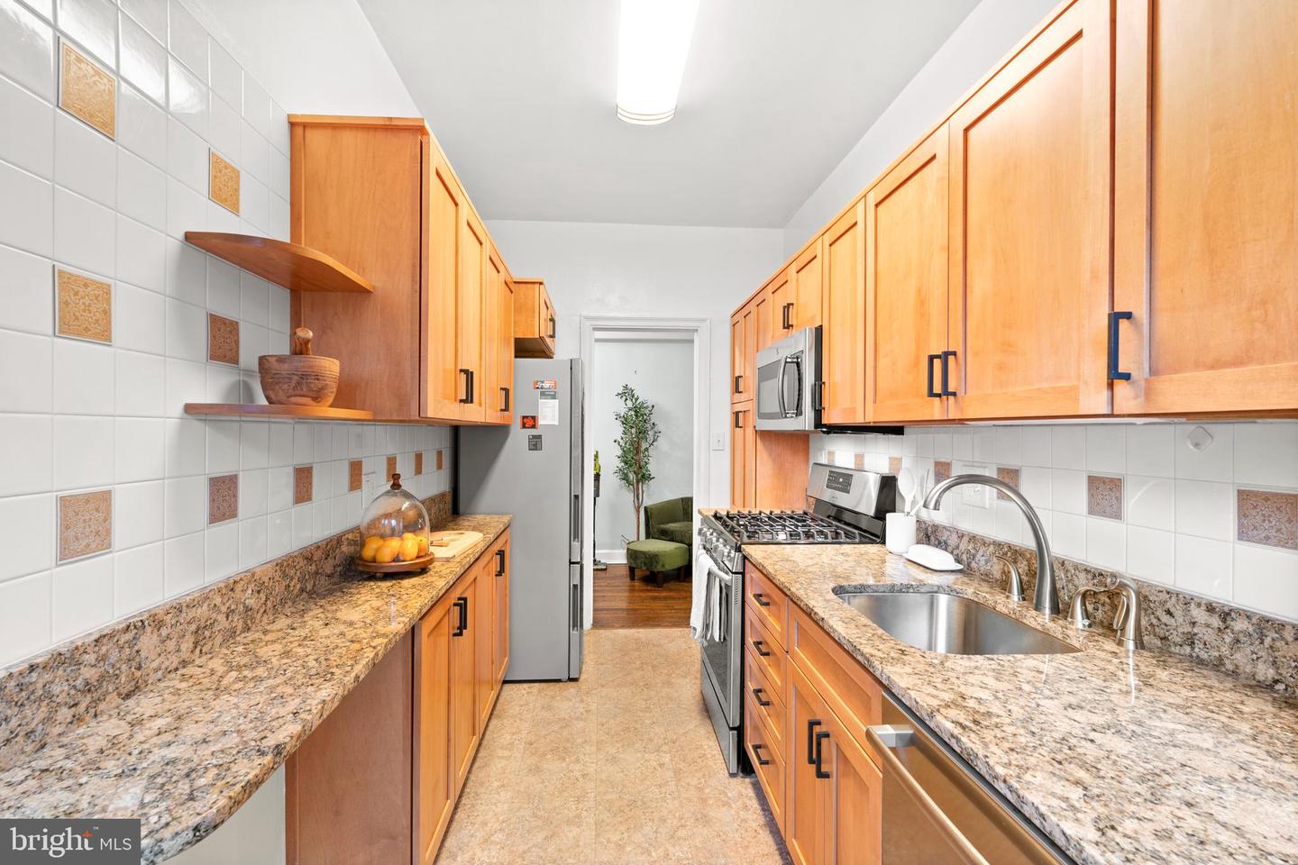 3601 Connecticut Ave NW #105