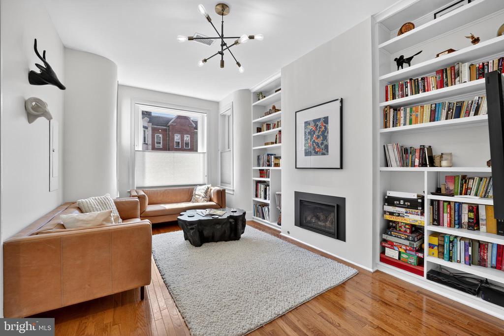 36 QUINCY PLACE NE