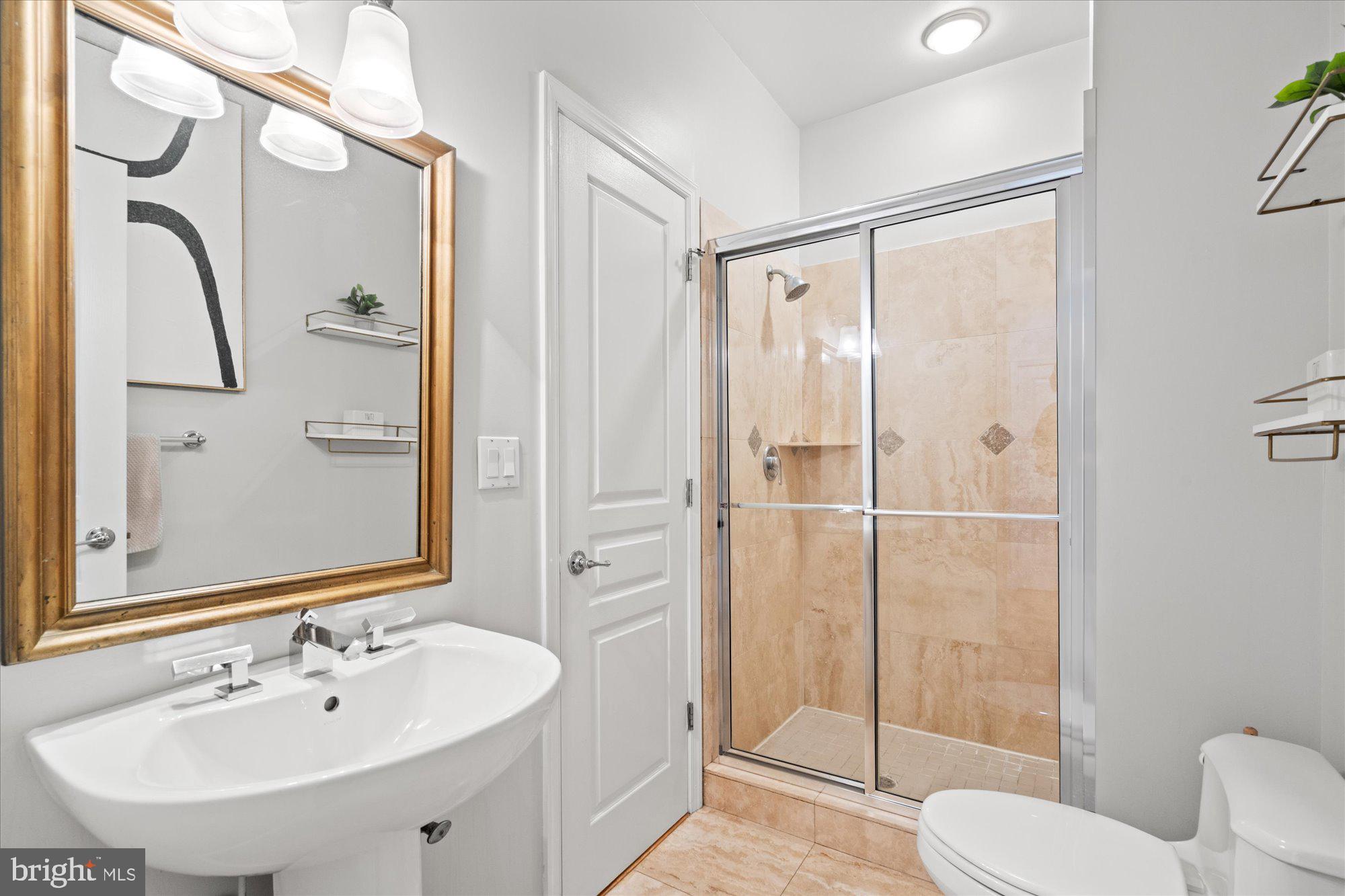 1407 15TH STREET NW 4