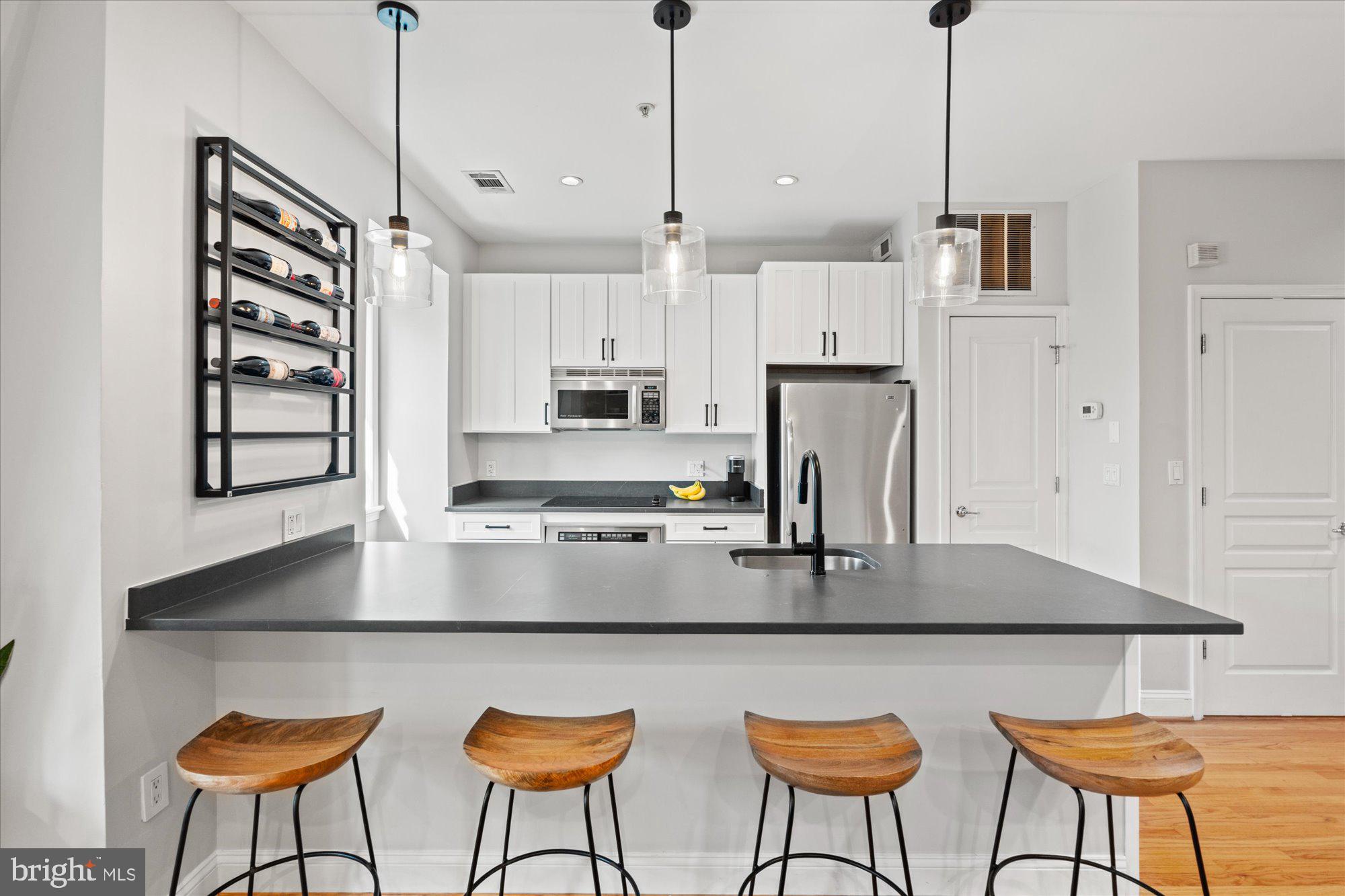 1407 15TH STREET NW 4