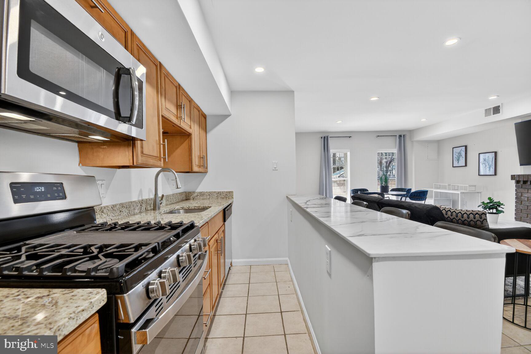 1339 CORCORAN STREET NW B