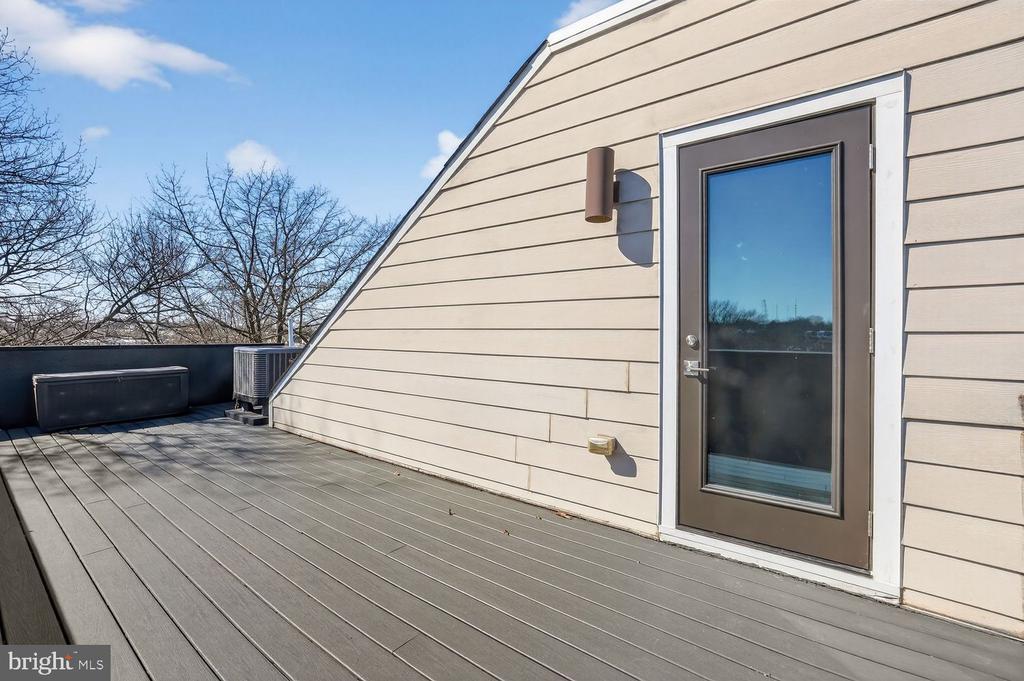 513 JEFFERSON STREET NW Unit: 1
