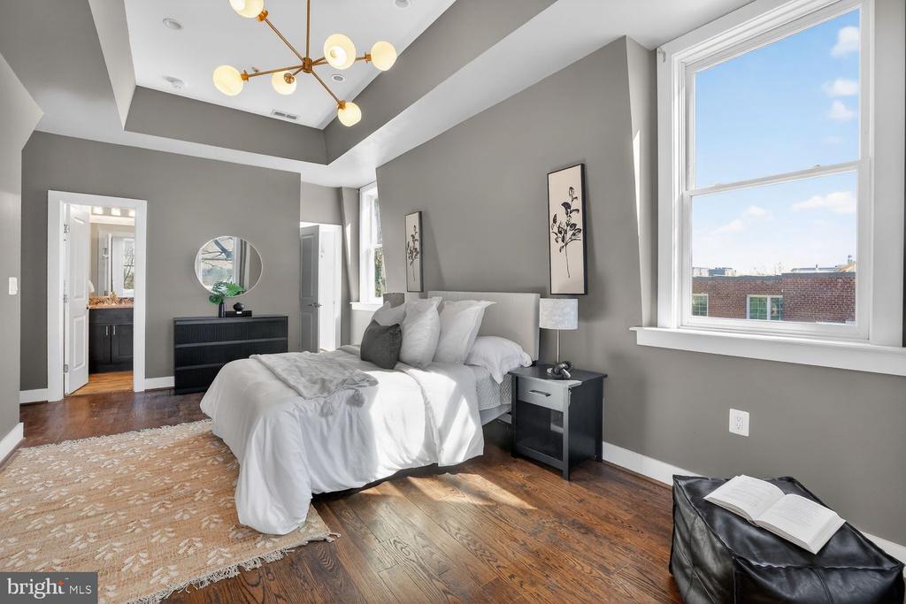513 JEFFERSON STREET NW Unit: 1