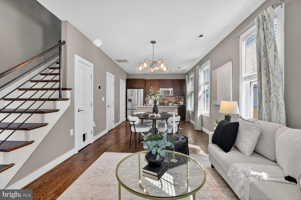 513 JEFFERSON STREET NW Unit: 1