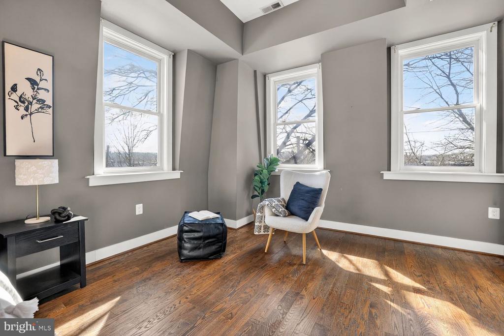 513 JEFFERSON STREET NW Unit: 1