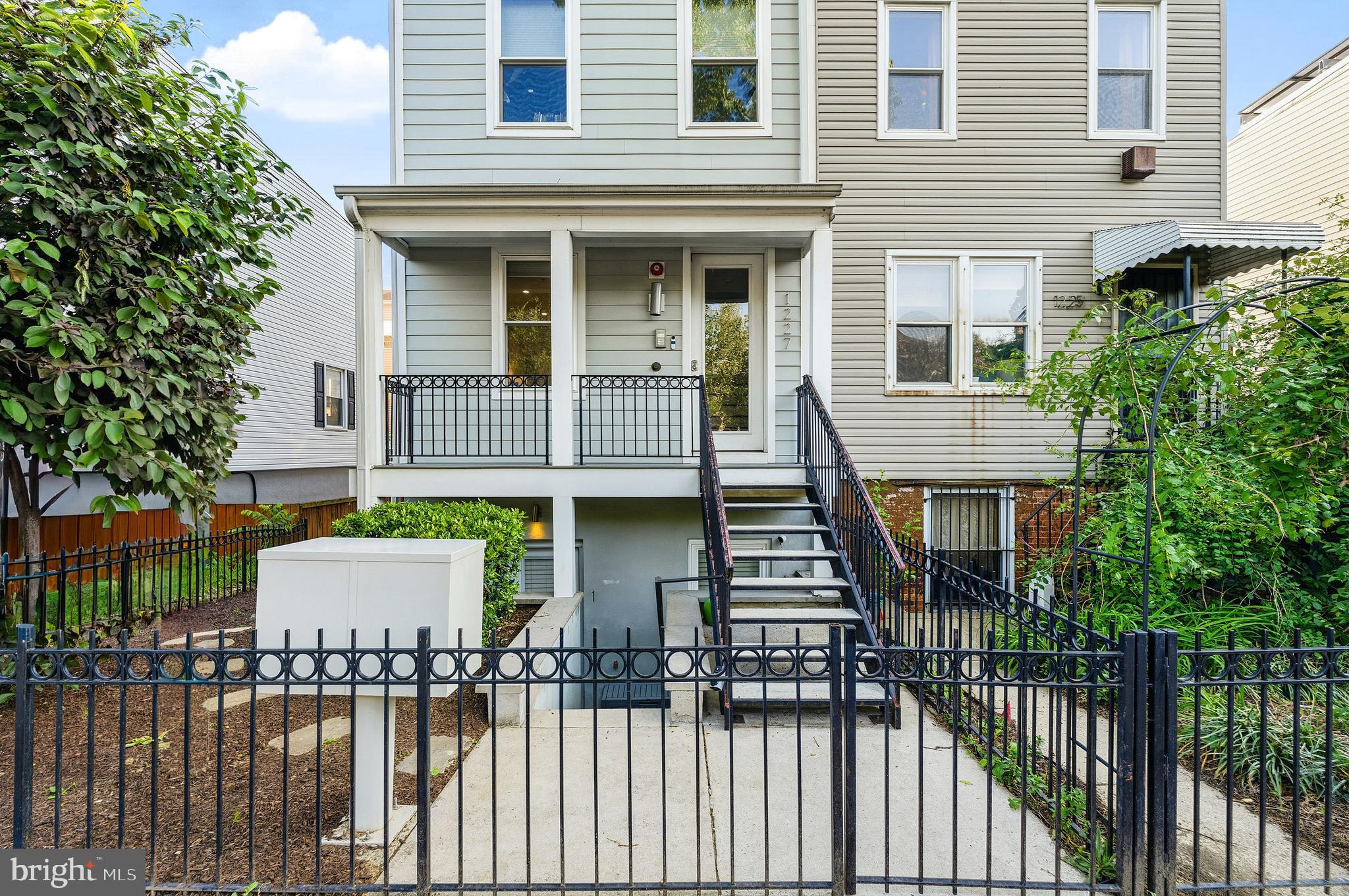 1227 MORSE STREET NE 2