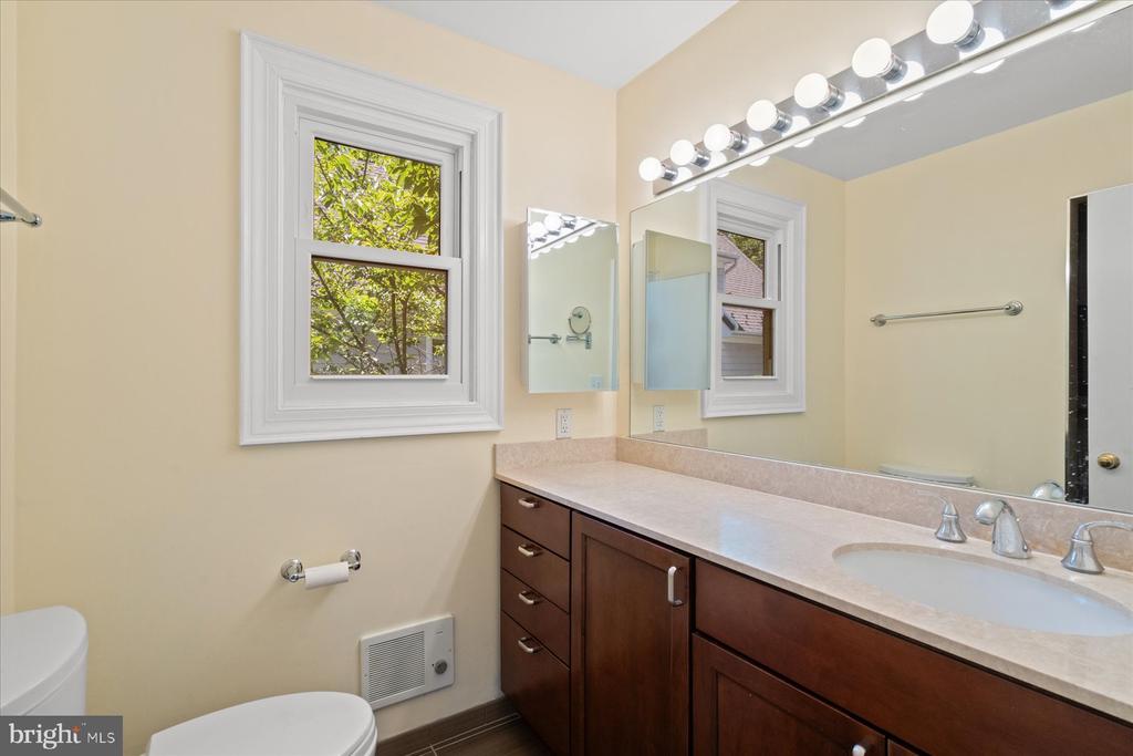 4906 46TH STREET NW