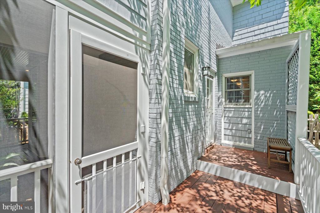 4906 46TH STREET NW
