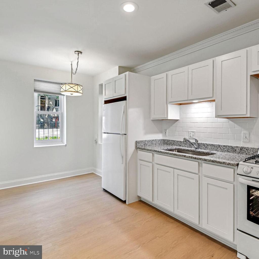 817 T STREET NW B