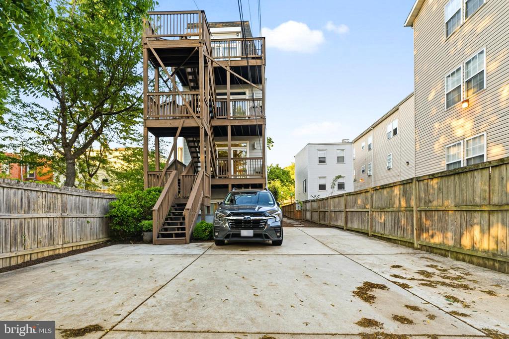 1227 MORSE STREET NE 2