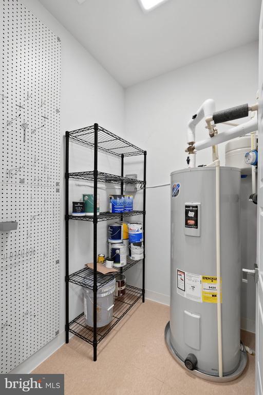 1309 E STREET SE Unit: 20